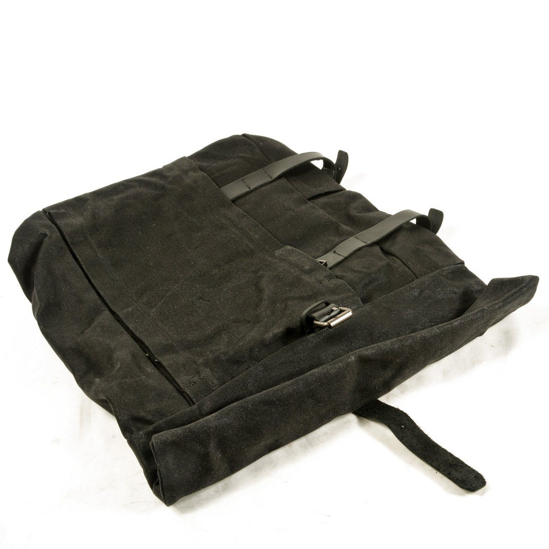 Vetra | Minimalist Waxed Canvas Rolltop Backpack